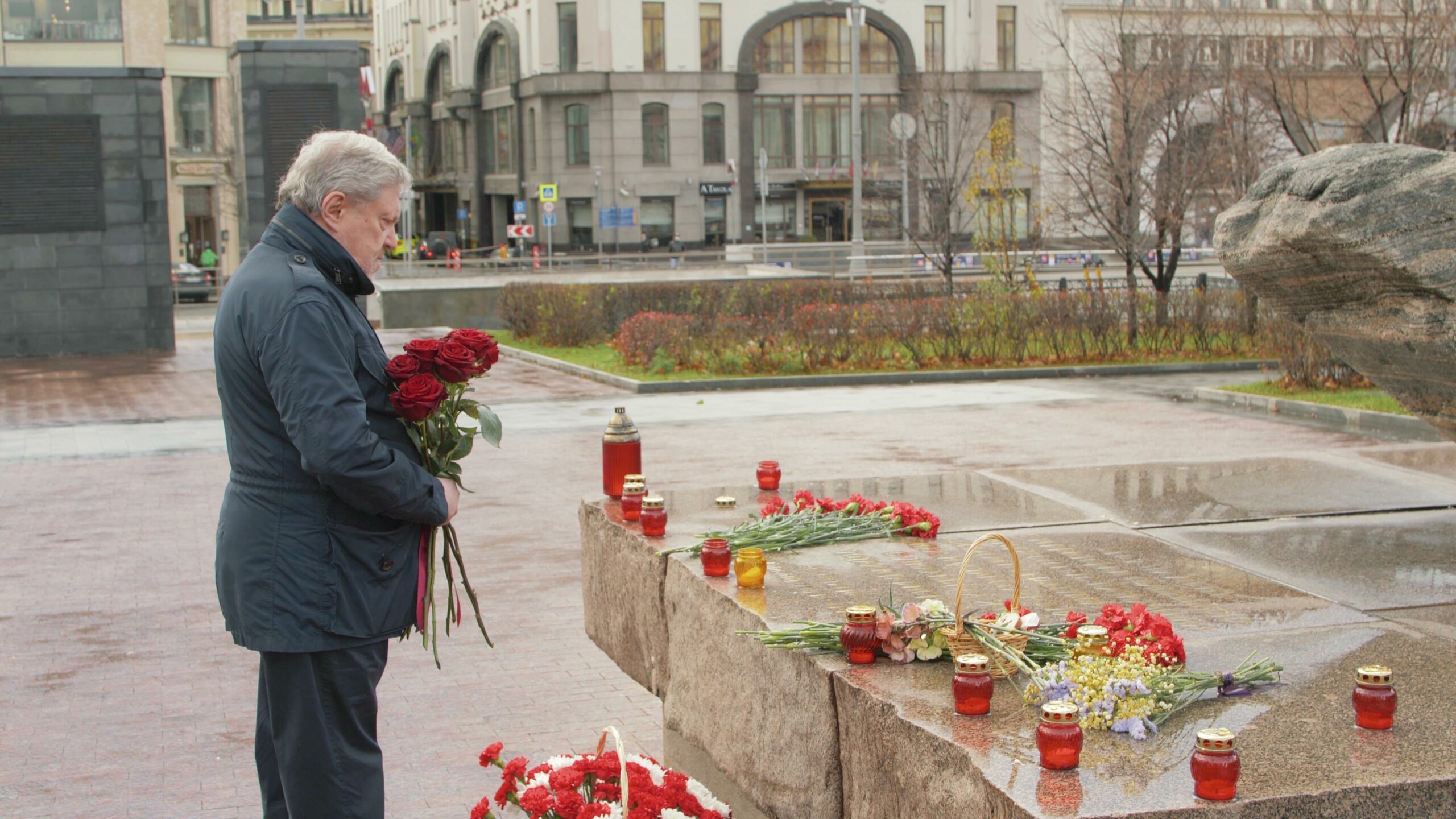 памятник жертвам политических репрессий в москве